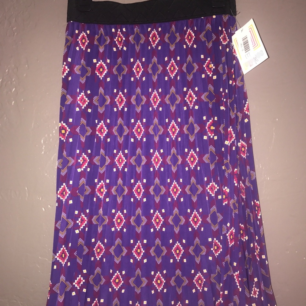 Small LuLaRoe Jill Skirt
