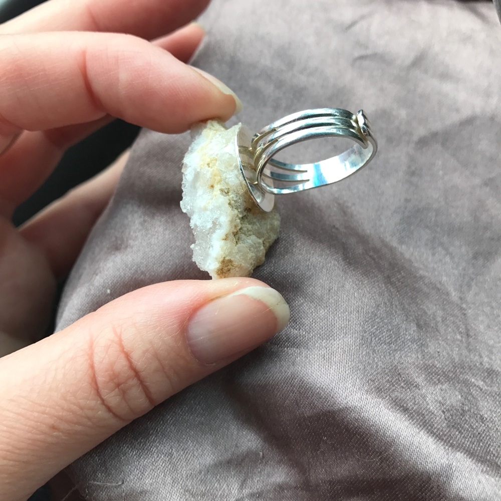 Beautiful GEODE Ring - Picture 3 of 3