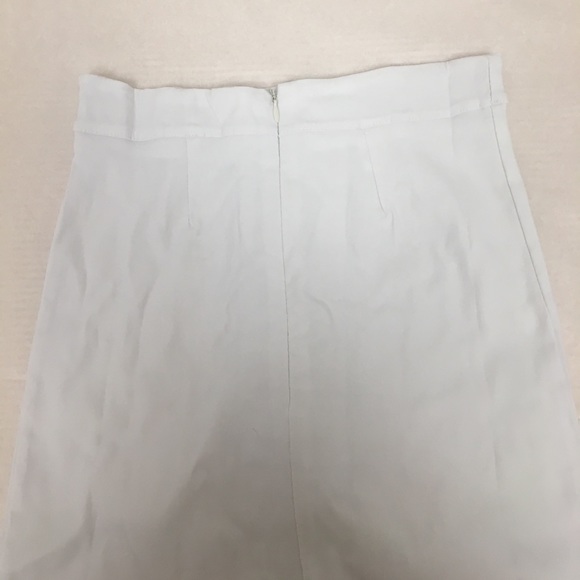 'Reagan' White Lace Up Skirt - Picture 4 of 4