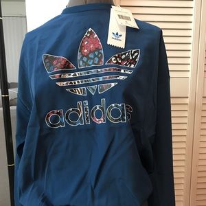 Adidas trefoil crewneck women’s Sz small