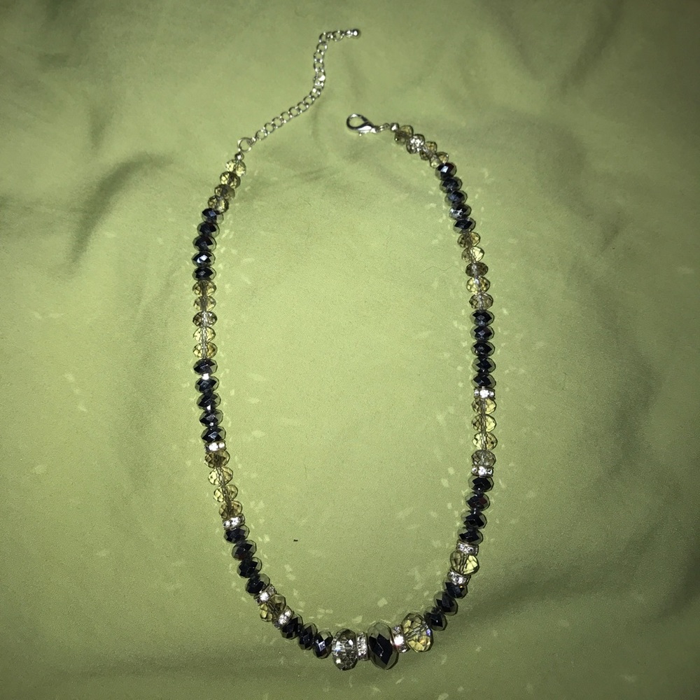 Very nice crystal necklace!