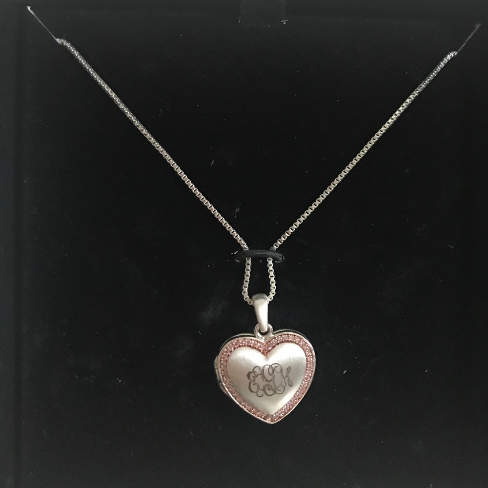 Locket necklace