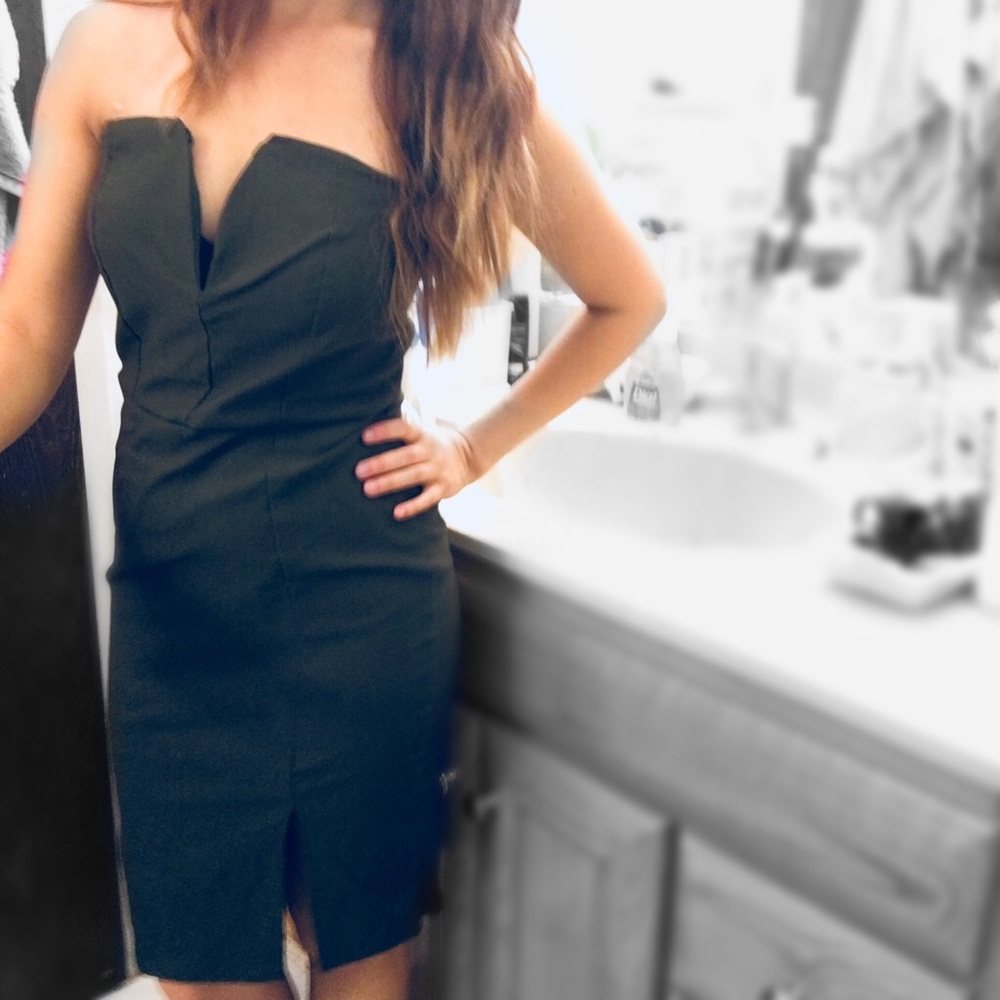 Holiday Party: Strapless Dress