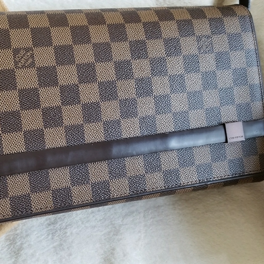 Louis Vuitton Damier Ebene Tribeca Bag