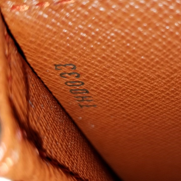 Louis Vuitton Damier Ebene Tribeca Bag - Picture 8 of 8