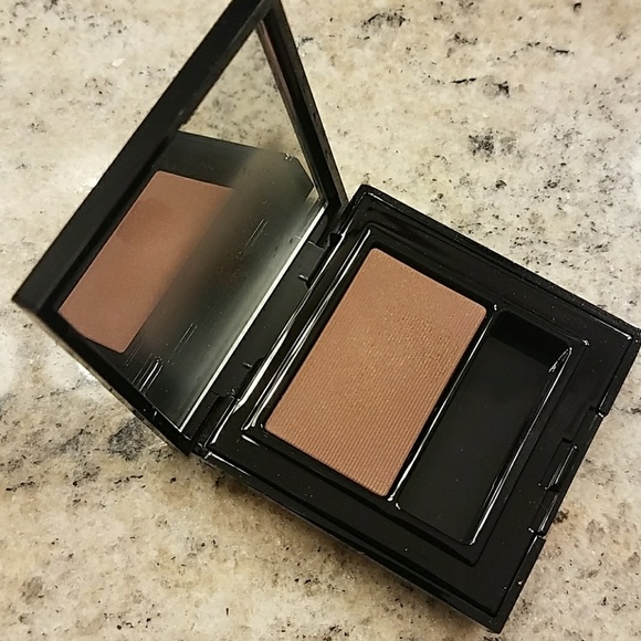 estee lauder amber intrigue eyeshadow