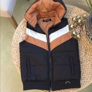 Coffeeshop puffer vest