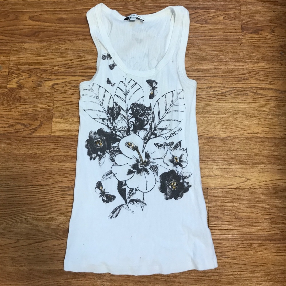 Bebe tank top with flowers