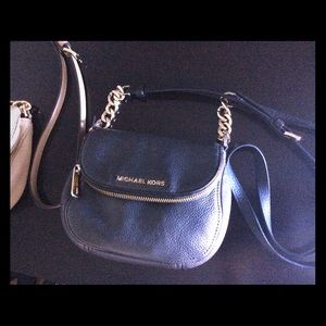 Micheal Kors cross body