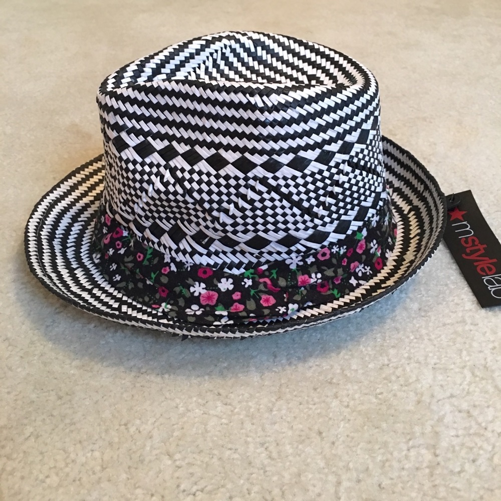 Macy’s Mstylelab Straw Fedora Hat