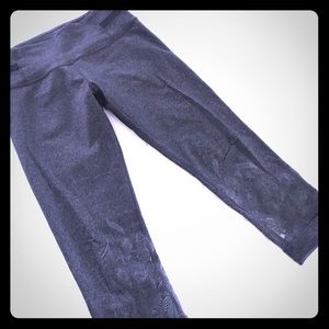 Lululemon Capri tights