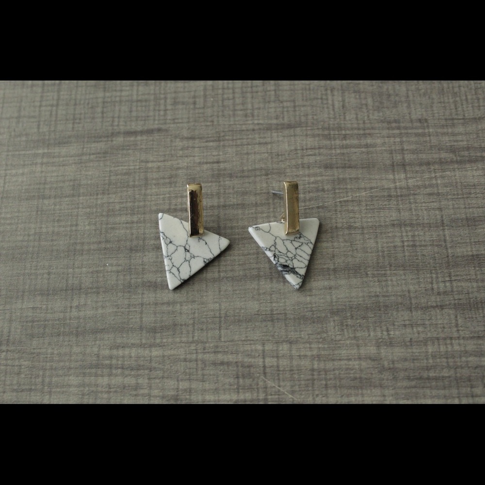 Marble triangle shaped earrings