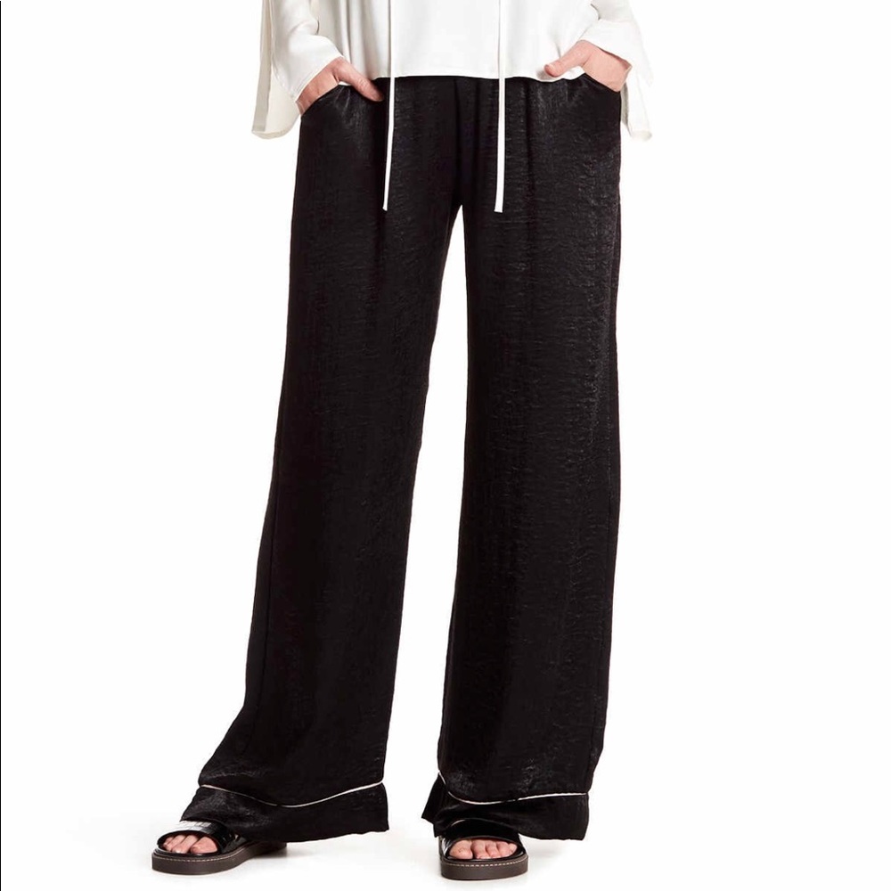 Wide leg pants