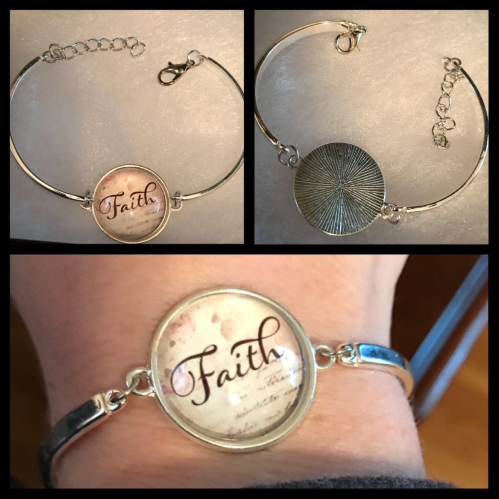 Beautiful Faith Glass Dome Bracelet