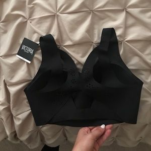 NWT Victoria’s Secret Sport’s Bra