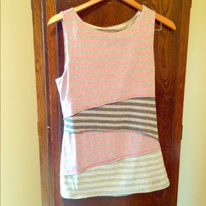 Calvin Klein layered sleeveless shirt. Size M.