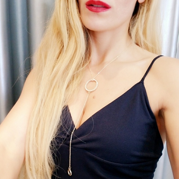 (( LAST 1 )) GOLD DAINTY "Y" SHAPED NECKLACE - Picture 2 of 4