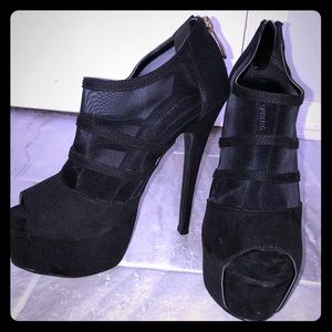 Black Suede Pumps