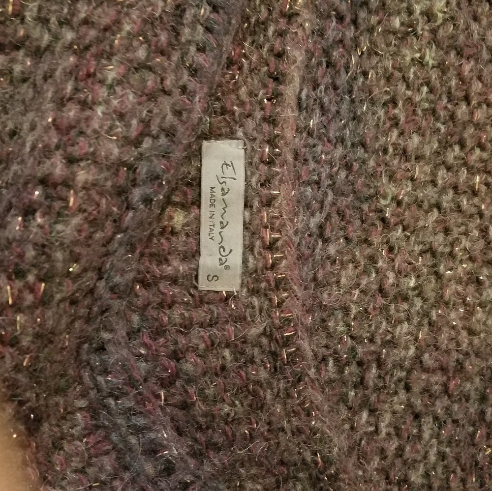 Sweater - Picture 3 of 3