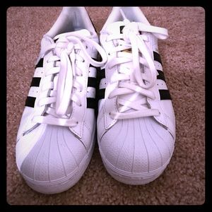 Adidas superstar shell tops