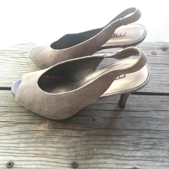 Moda heels - Picture 2 of 4