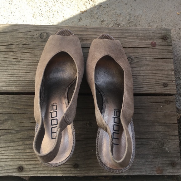 Moda heels - Picture 3 of 4