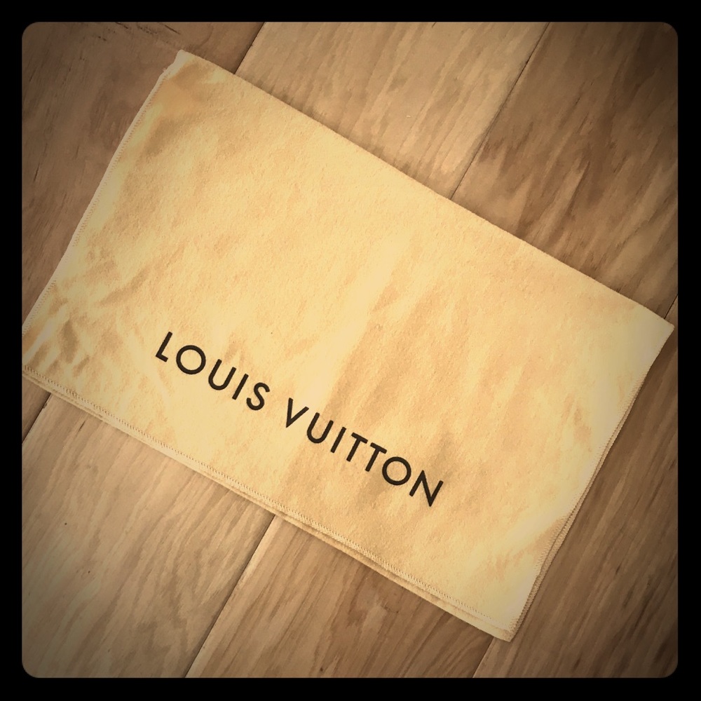 ON HOLD Authentic Louis Vuitton Dust bag