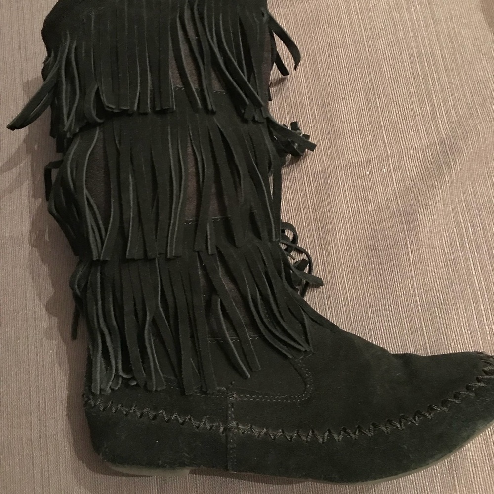 3 layer fringe boot