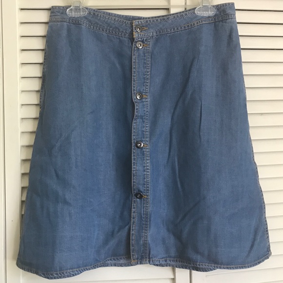 LOVESTITCH Chambray Skirt - Picture 4 of 7