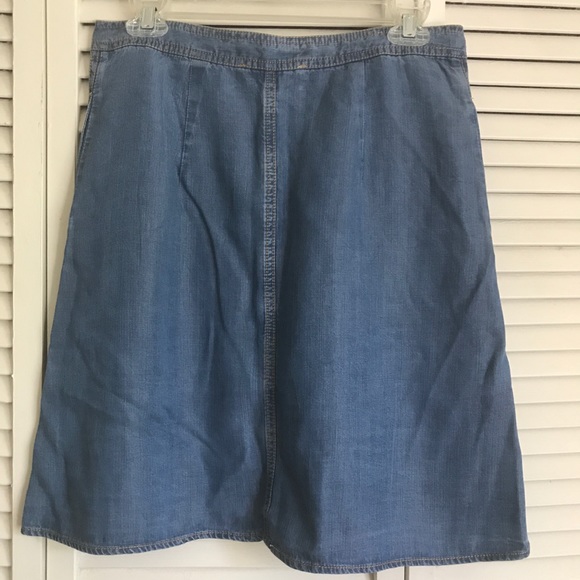 LOVESTITCH Chambray Skirt - Picture 5 of 7