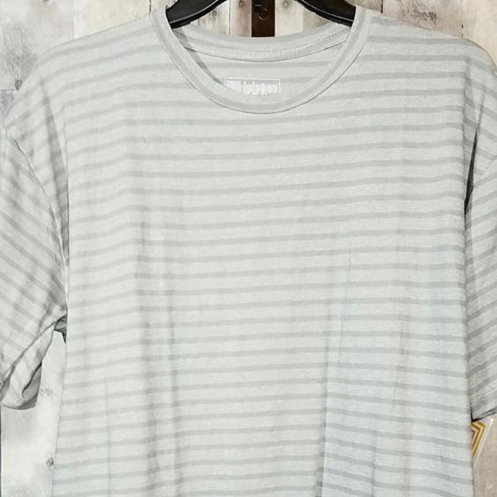 LuLaRoe Patrick Size XL - NWT