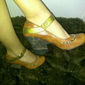 🔅New! Lowered Price!🔅Bobbi Blu Heels 7.5