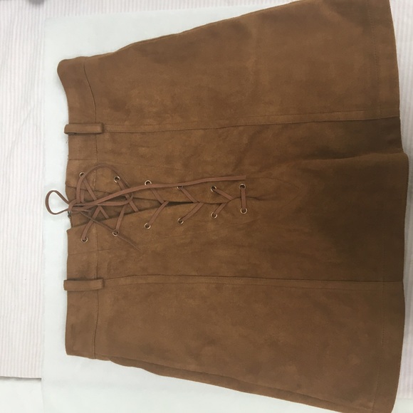 LF Suede Lace Up Skirt - Picture 6 of 8