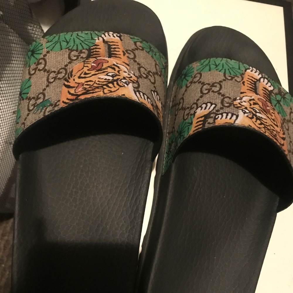 I don't own anything fake! 100 percent Authentic