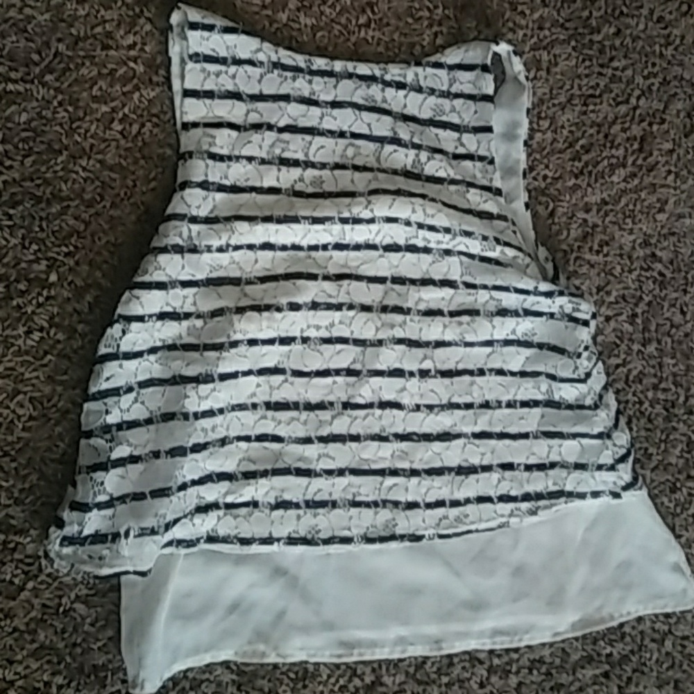 Shirt - Picture 2 of 3