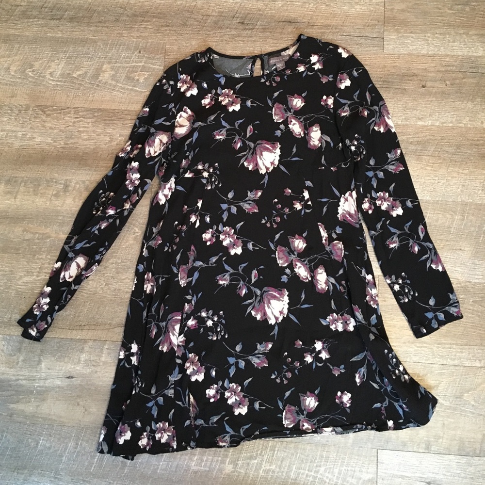 EUC Kendall & Kylie floral dress