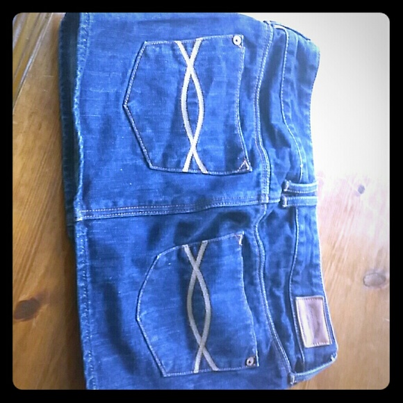 Abercrombie New York Dark Denim Skirt - Picture 1 of 8