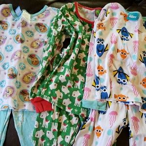 Girl's pajamas