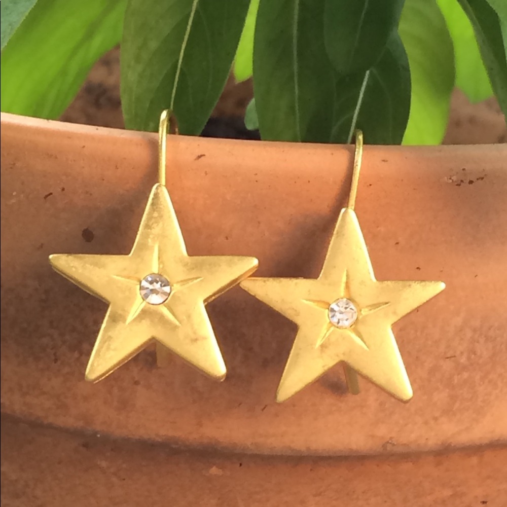 🆕 Matte Gold Star Earrings
