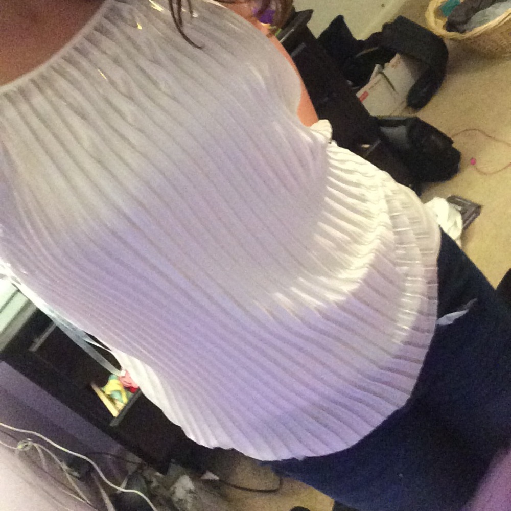 Shiny white tank top