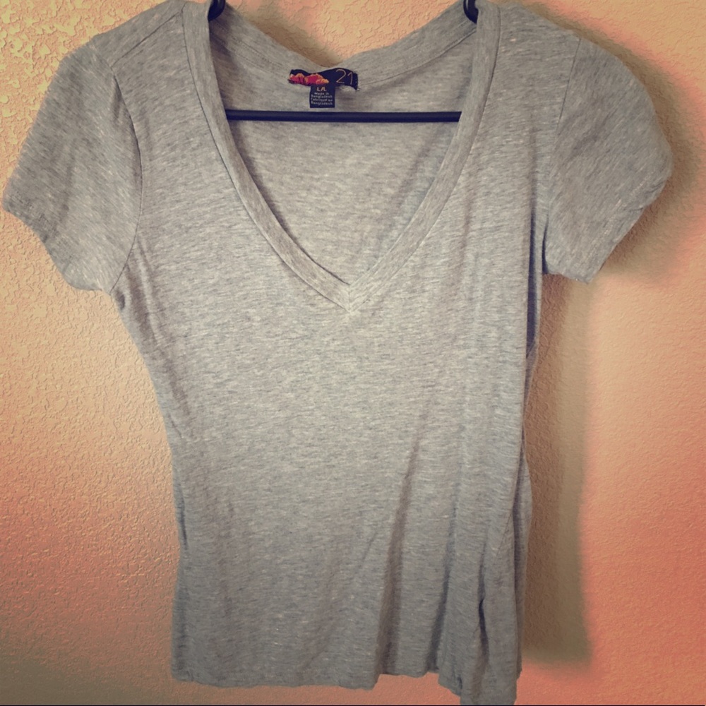 Grey forever 21 everyday t shirt
