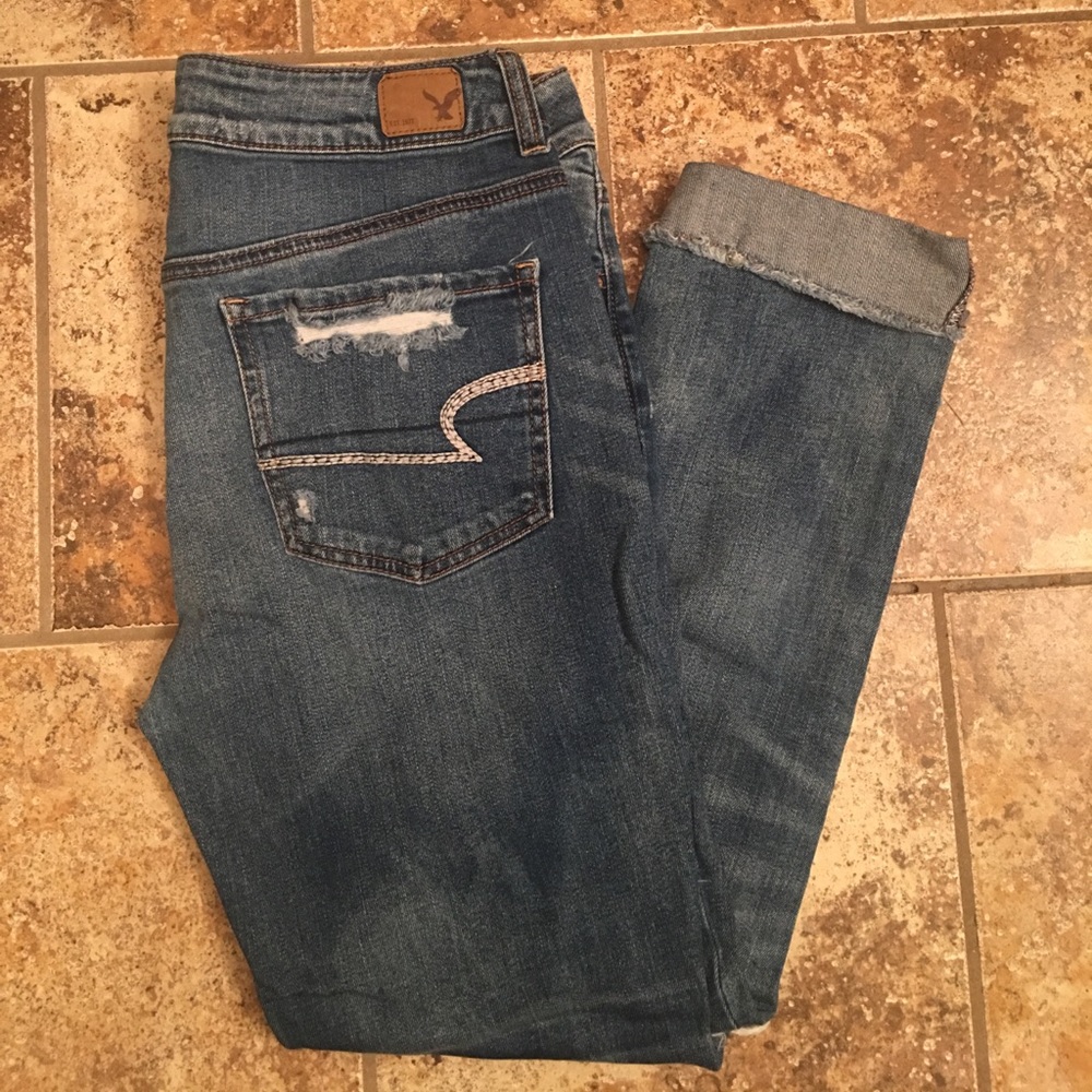 High rise boyfriend jeans