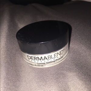 Dermablend loose setting powder