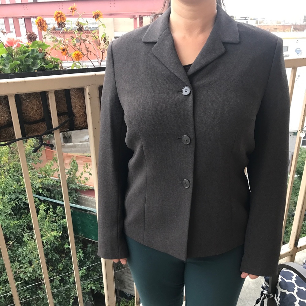 Ann Taylor dark brown crepe blazer