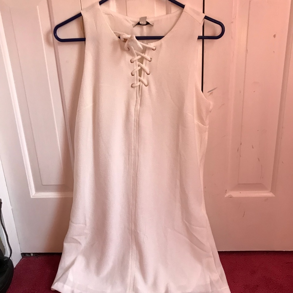 Lace-up dress
