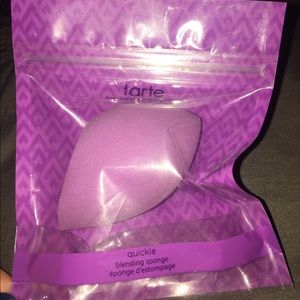 Tarte quickie blending sponge