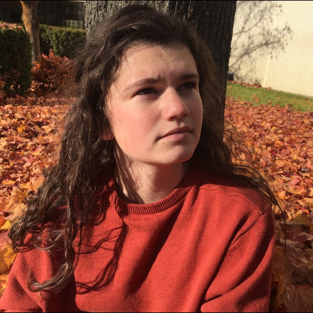 Meet your Posher, Emily