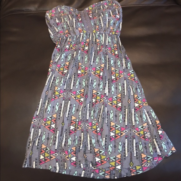 BILLABONG AZTEC FEATHER DRESS - Picture 1 of 3