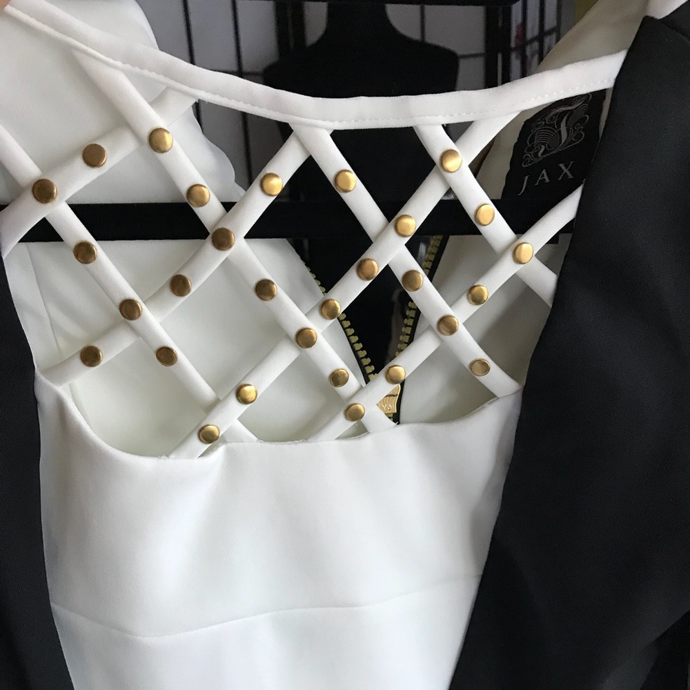 🎉Host Pick🎉 Black & White Studded Panel Dress - Picture 2 of 2