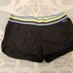 Lorna Jane running shorts size small